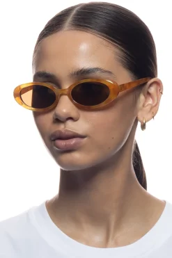 AIRE Fornax Sunglasses - Vintage Tort