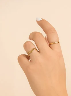 BLOOM Wavy Ring