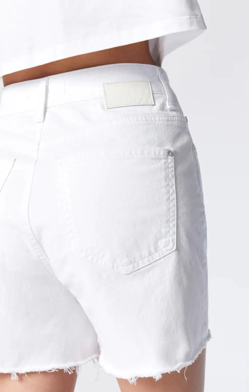 BLUE Short Clara