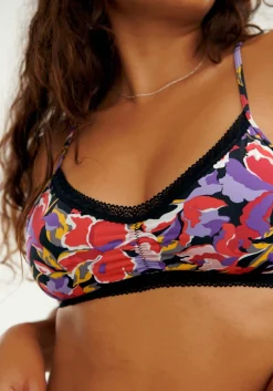 BLUSH The Micro Lace Trim Bralette