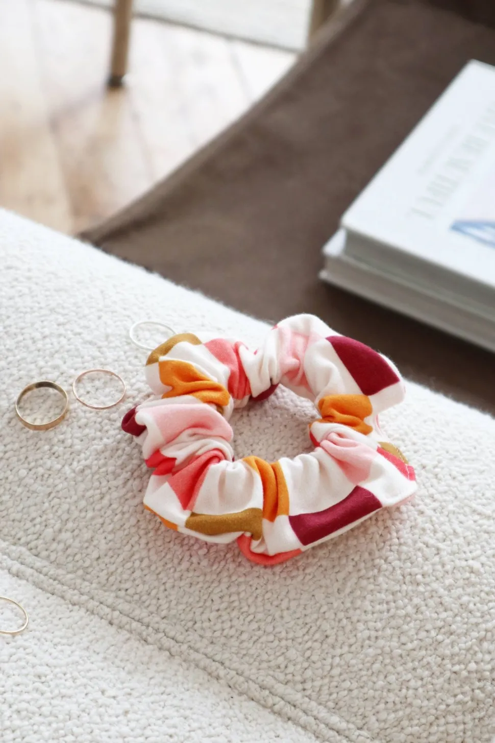 FREON COLLECTIVE Organic Cotton Hair Scrunchie - Retro Grid