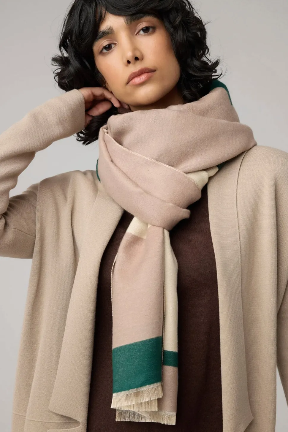 SOIA & KYO Abegail Scarf